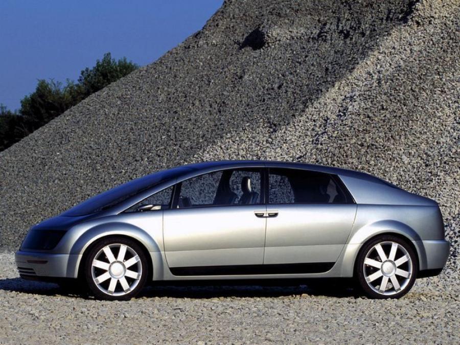  GM Hy-Wire Concept 2002 года  (фото 16 из 27)